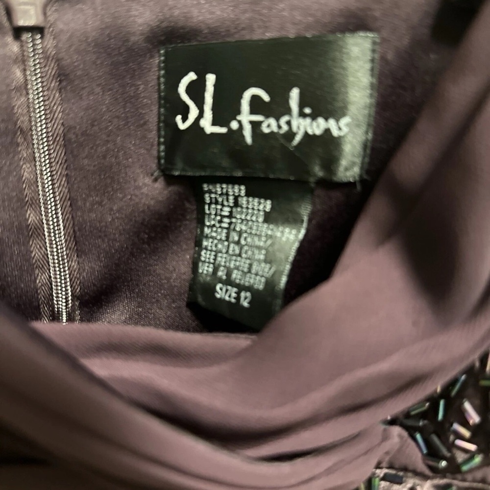 ✨ SL Fashions‎ Purple Beaded Evening Dress Size 12 Elegant ✨ - Picture 5 of 8